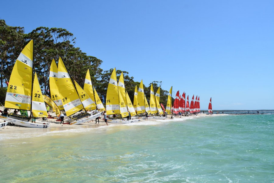 Regatta Report of the 2014 Hobie® 16 World Championships. 