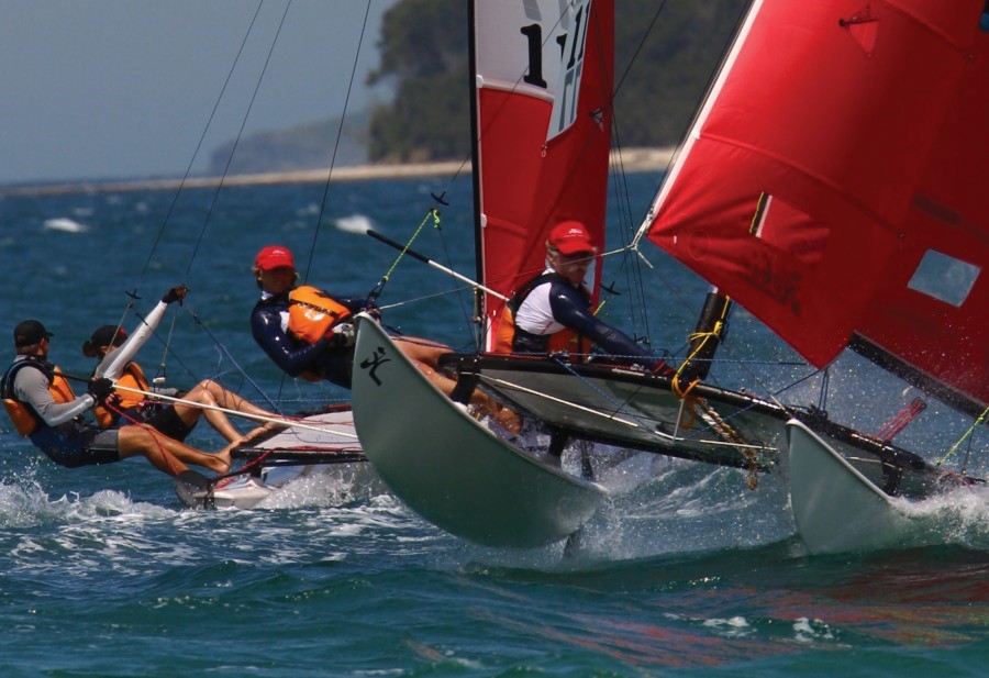 RECORD EARLY ENTRIES HEAD TO JERVIS BAY